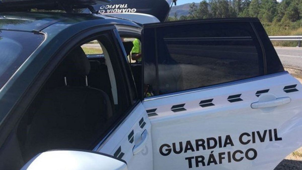 Una colisión de siete coches en la S-30, a la altura de Revilla (Cantabria), se salda con cinco heridos