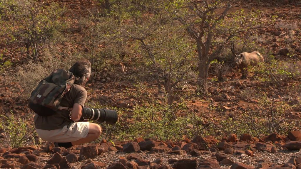 Misión cumplida: ¡Unai y su familia a 50 metros del gran rinoceronte negro!