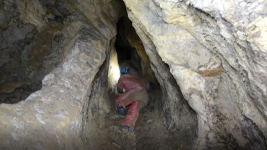 Importante hallazgo: primeas imágenes de los 15 grabados paleolíticos de una cueva de Rentería