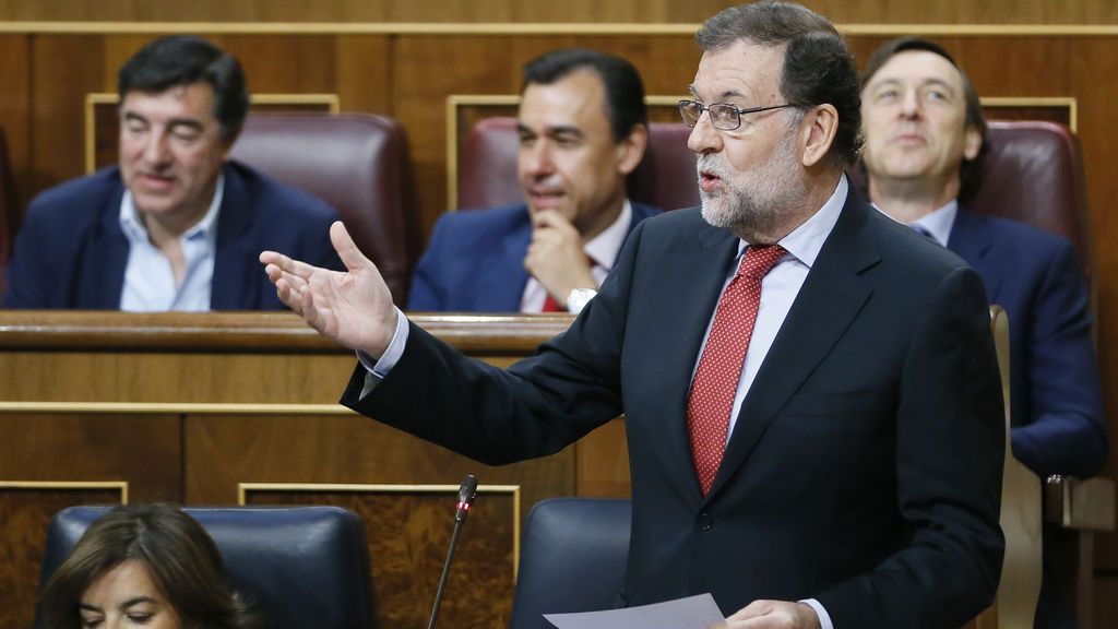 Rajoy a Iglesias: “A ustedes les han pagado y no son libres”