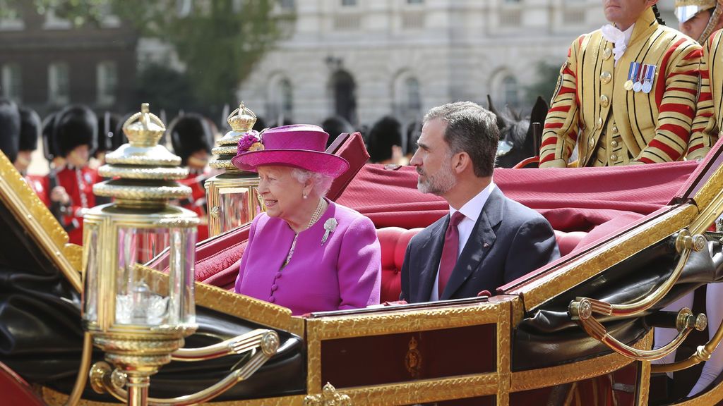 Los Reyes de España visitan el Reino Unido