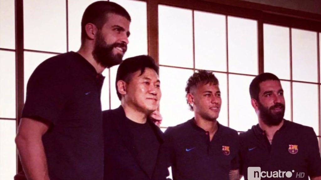 Neymar, Piqué y Arda Turan, estrellas en Japón en los últimos días de vacaciones