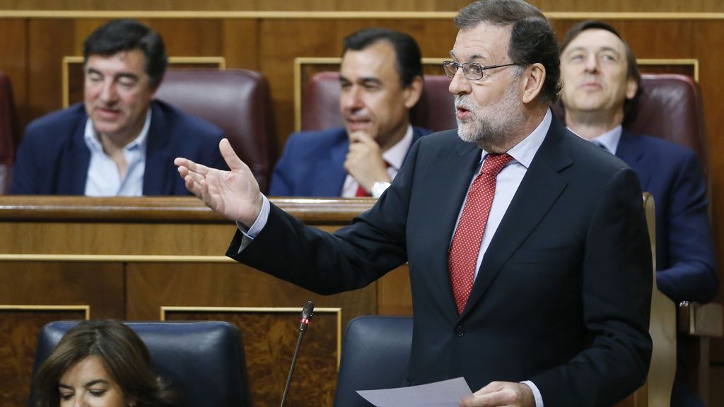 Rajoy a Iglesias: “A ustedes les han pagado y no son libres”