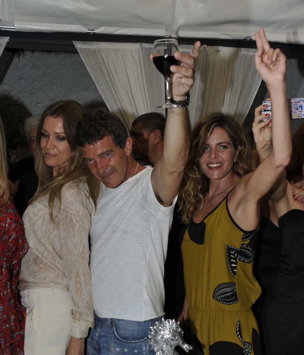 Antonio Banderas y Nicole Kimpel lo dan todo en sus vacaciones en Italia