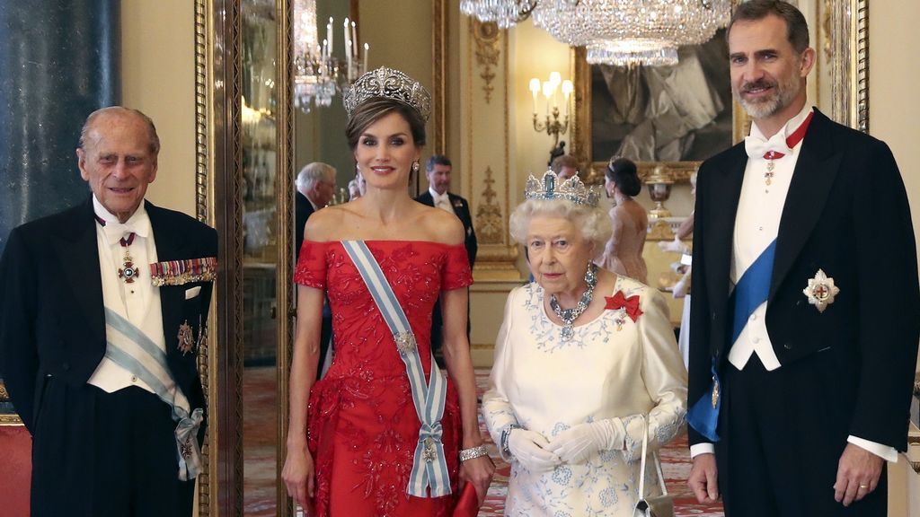 Una cena de gala en Buckingham, broche de oro a la jornada de los reyes en Londres