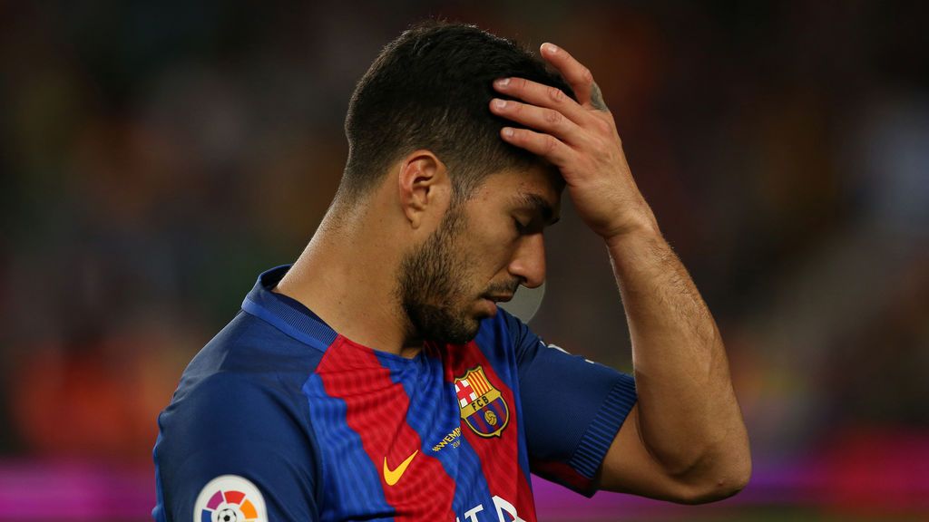 ¿Por qué Luis Suárez nunca se quita la camiseta? Un descuido desvela su secreto