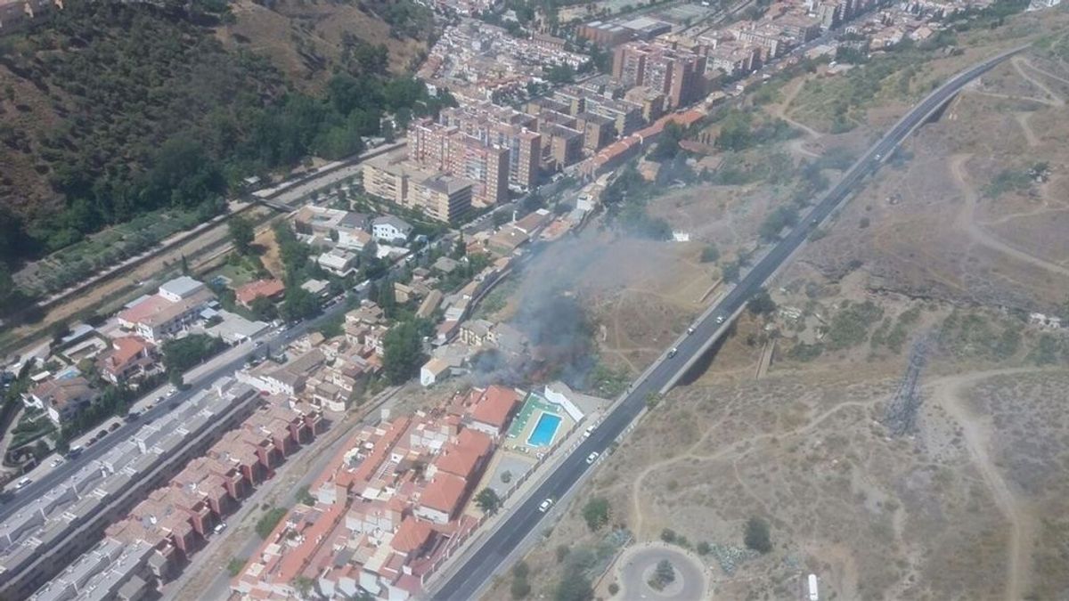 Declarado un incendio forestal cerca de la Alhambra