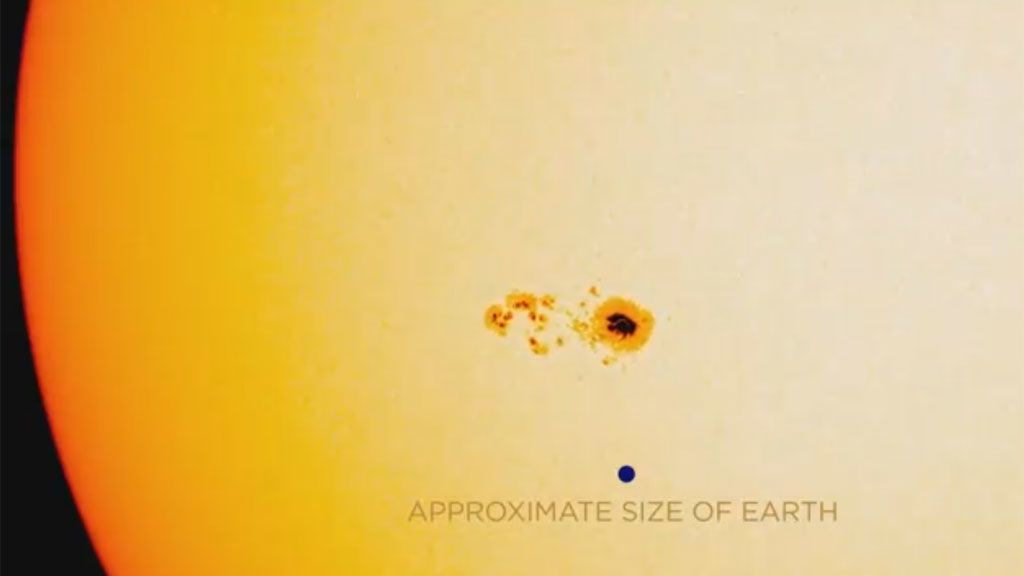 La NASA detecta una enorme mancha en la superficie del Sol