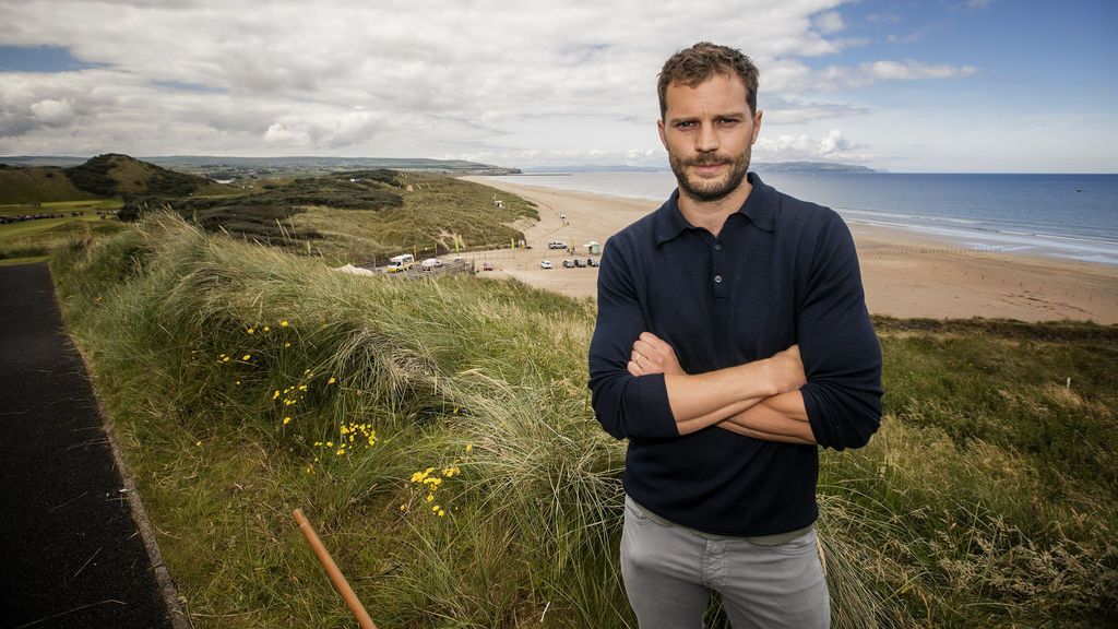 Jamie Dornan enciende la Red con un sospechoso bulto en 