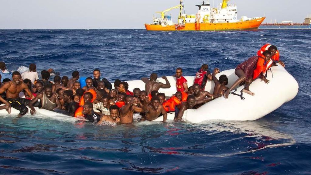 Los guardacostas italianos rescatan a 4.000 inmigrantes en las últimas 24 horas