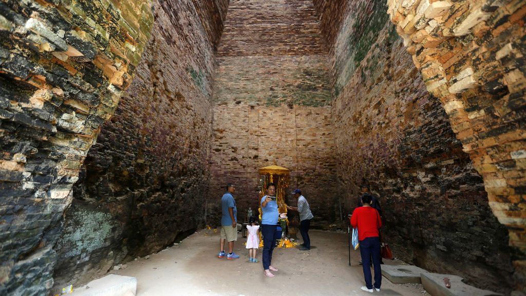 El Templo en la riqueza del bosque
