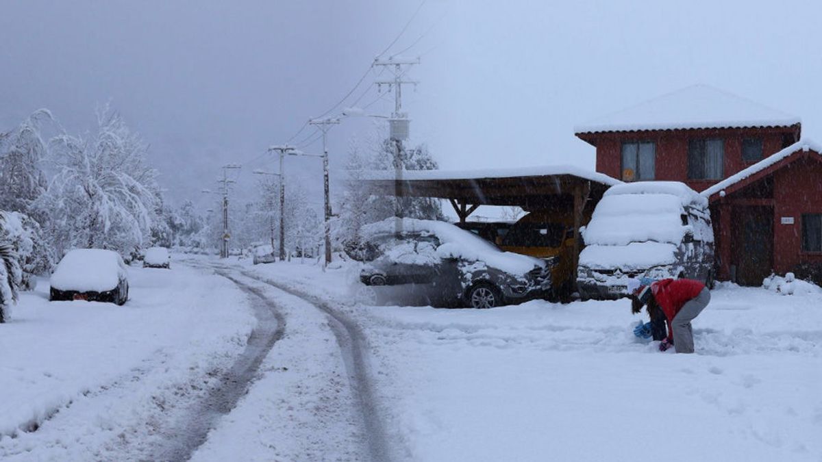 Chile vive la nevada más intensa en 48 años:  deja un muerto, dos heridos y miles de afectados