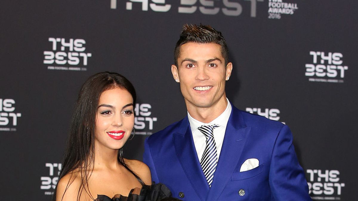 ¡Bebé a bordo! Cristiano Ronaldo confirma que él y Georgina Rodríguez esperan un hijo