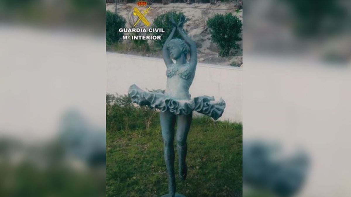 Detenido por robar dos estatuas de bronce de 100 kilos de peso de una finca en Vícar