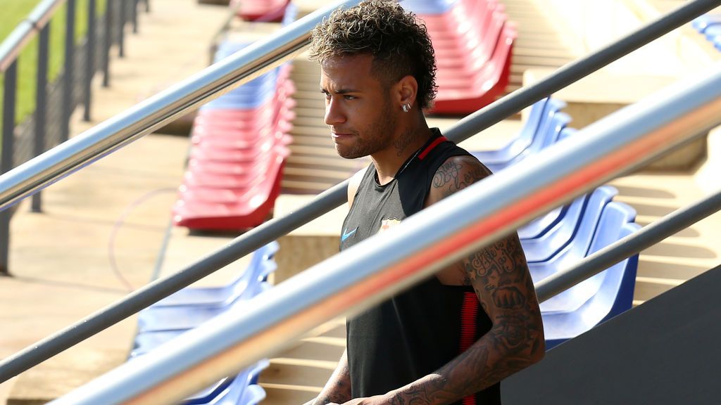 Neymar ya ha dado el “sí quiero” al PSG, según informa la prensa brasileña