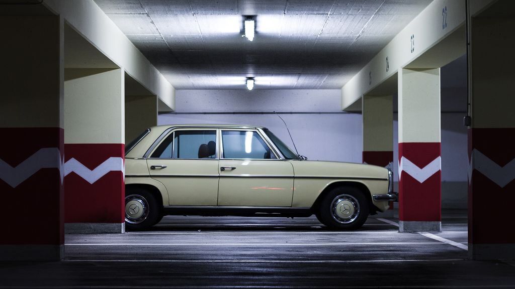 underground-car-park-2212970_1920