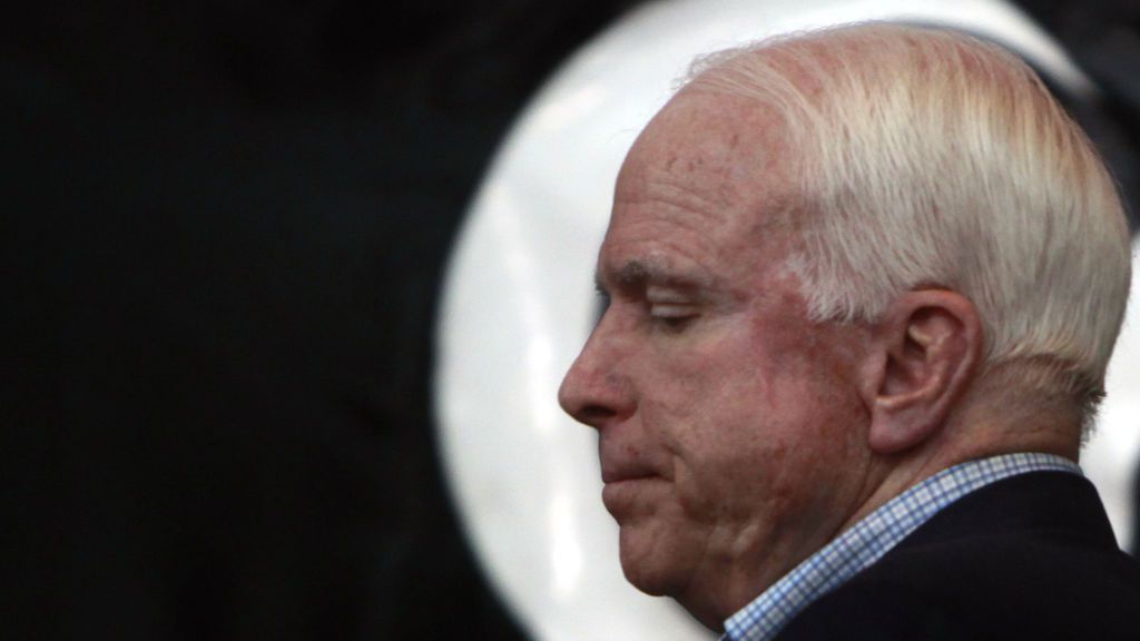 El senador republicano John McCain tiene cáncer cerebral