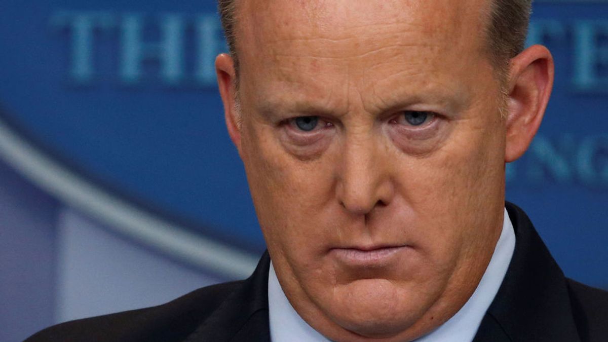 Sean Spicer dimite como secretario de prensa de la Casa Blanca