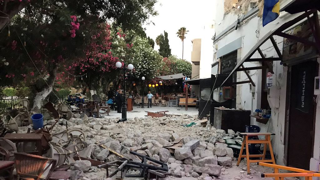 Dos turistas muertos y cientos de heridos: así está la isla griega de Kos tras un seísmo de 6'4