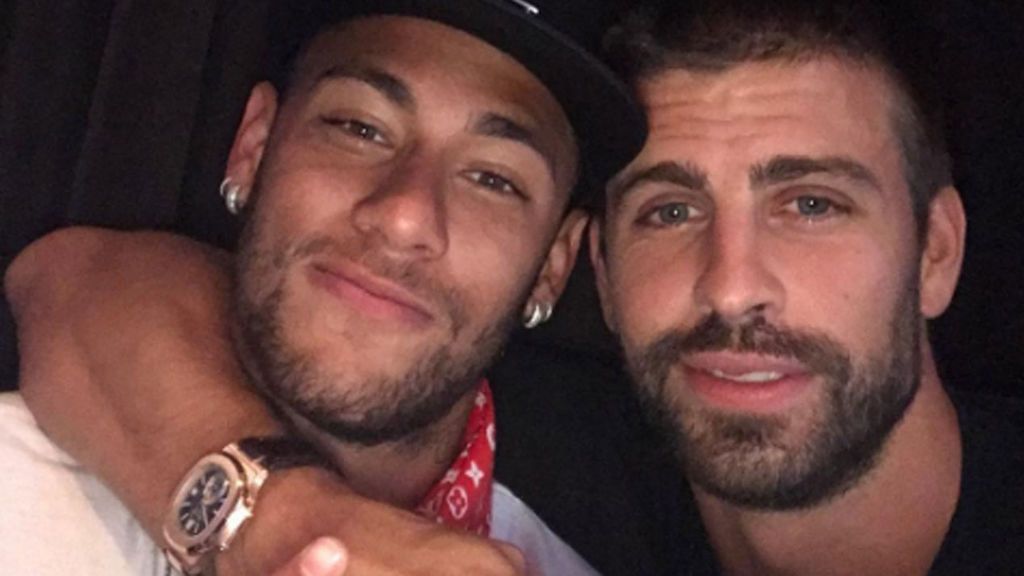 Piqué anuncia en Twitter que Neymar se queda y los hinchas del Barça le proclaman… ¡Presidente!