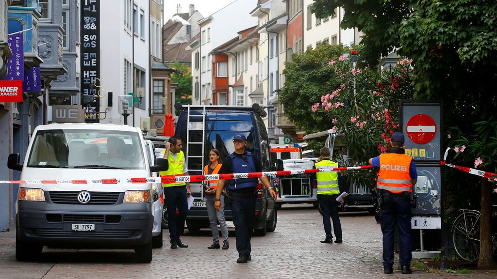 La Policía busca al autor del ataque con una motosierra en Suiza