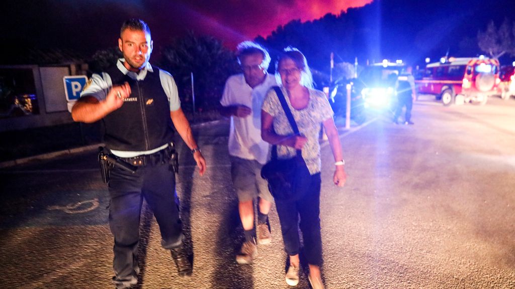 Córcega también se encuentra en llamas