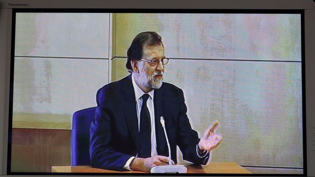Rajoy niega haber recibido sobresueldos ni tener conocimiento de una caja B del PP