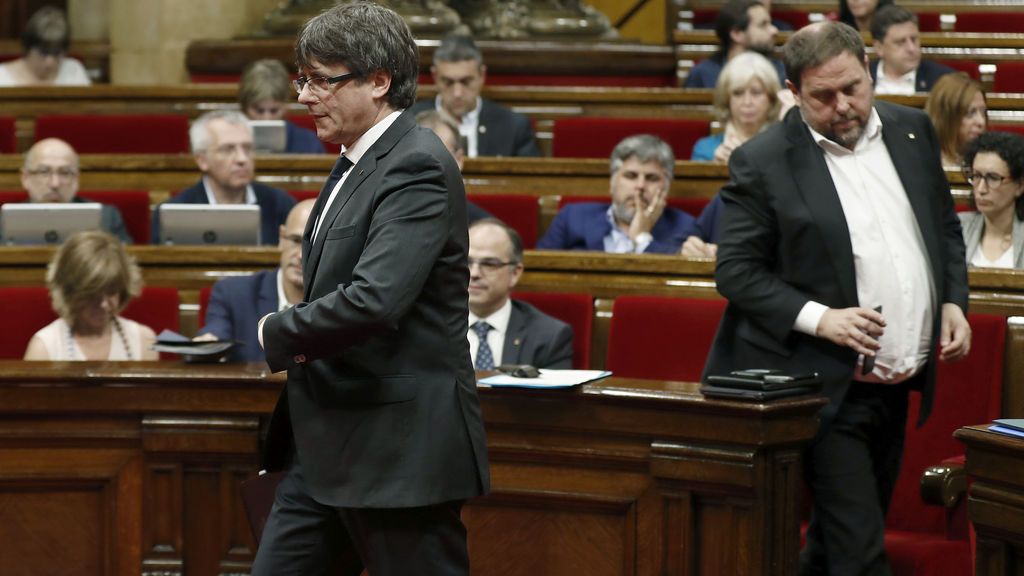 El Parlament apoya la reforma que permitirá aprobar la “desconexión” de España