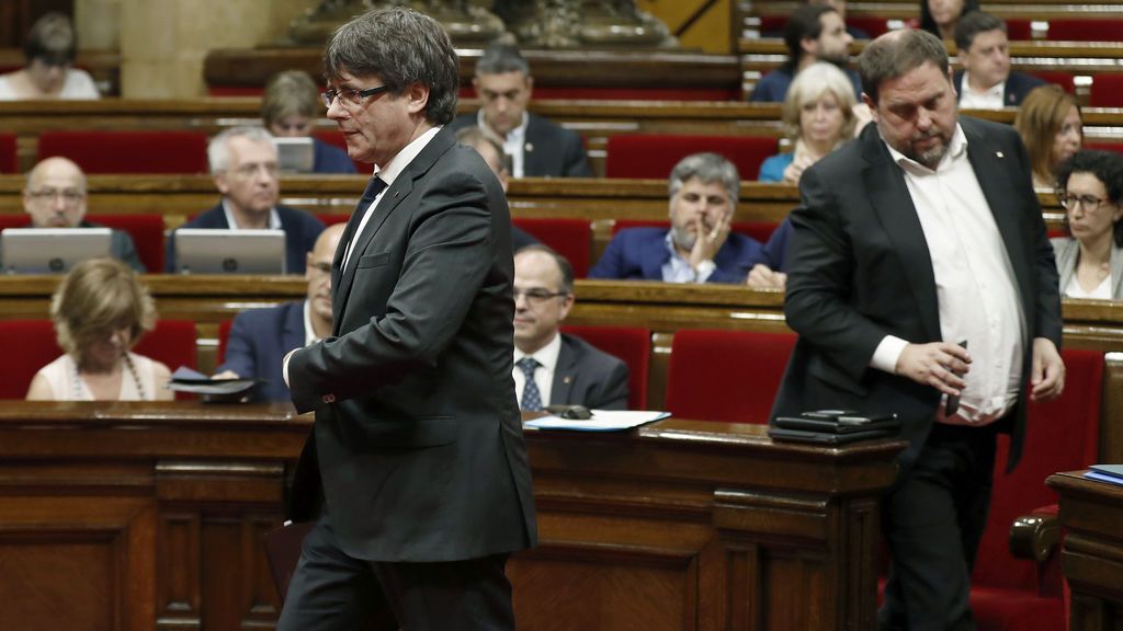 El Parlament apoya la reforma que permitirá aprobar la “desconexión” de España
