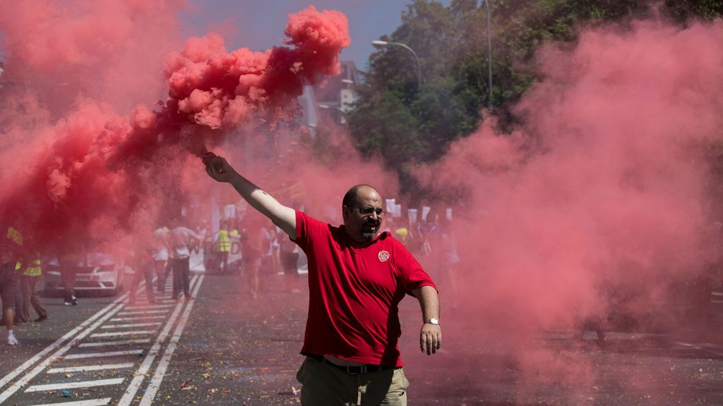 Protestas en Madrid contra la competencia desleal de empresas de transporte Protestas en Madrid contra la competencia desleal de empresas de transporte
