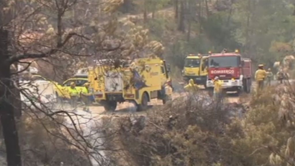 El incendio de Yeste calcina más de 1.200 hectáreas y continúa sin controlar