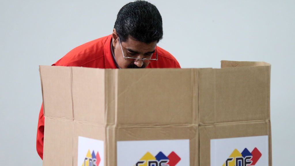 Nicolás Maduro, primero en votar en la Asamblea Constituyente de Venezuela