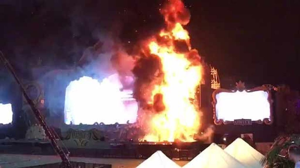 Así se vivió el incendio del escenario del Tomorrowland Barcelona