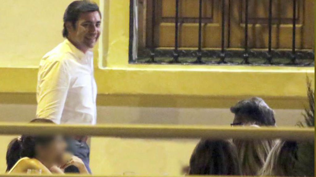 'Sálvame' nos presenta al nuevo novio de Raquel Bollo