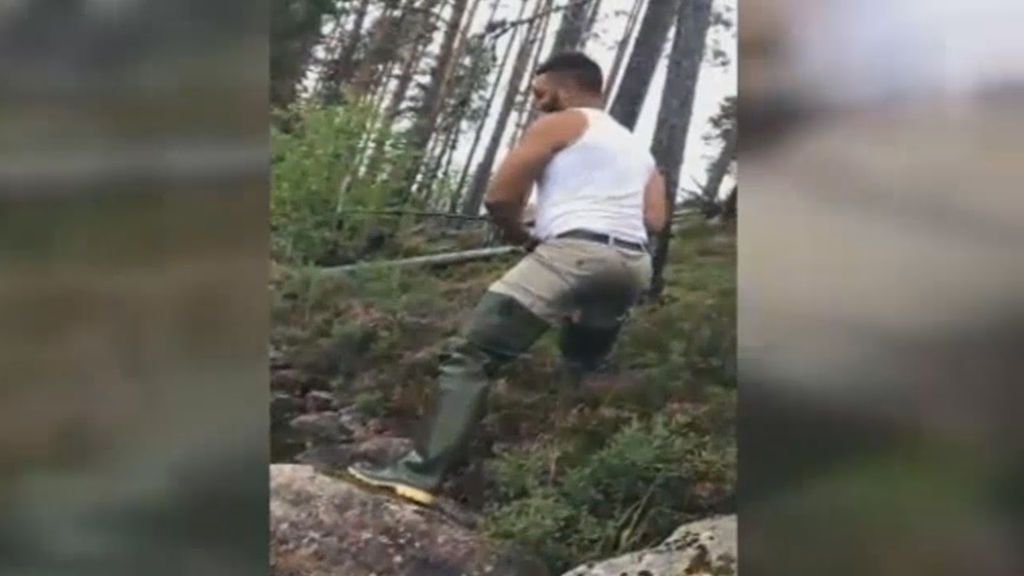 Este hombre nos enseña que pescar nunca había sido tan refrescante