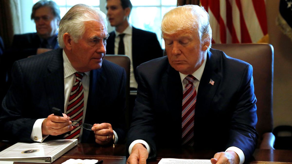 Trump choca con su secretario de Estado por el acuerdo nuclear con Irán Trump choca con su secretario de Estado por el acuerdo nuclear con Irán
