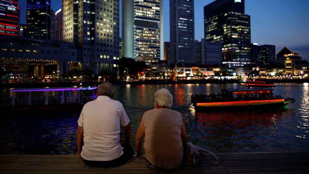 El distrito financiero de Singapur, iluminado