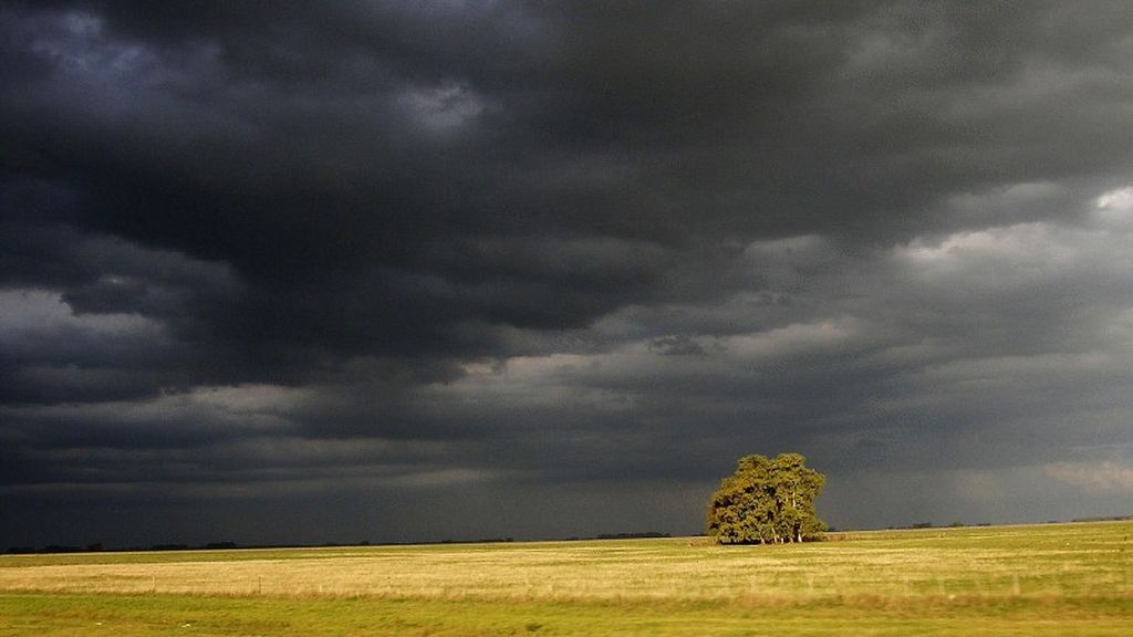 EL TIEMPO HOY - Nubes verdes 3