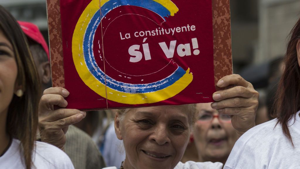 Venezuela, en tensión  horas antes de que la Asamblea Constituyente tome posesión en la sede del Parlamento