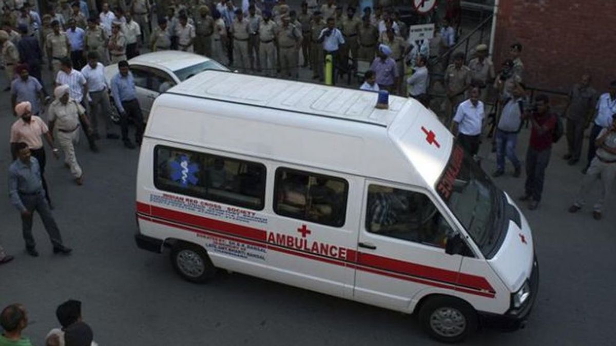 ambulancia india
