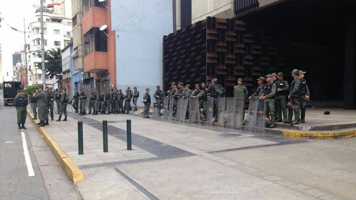 La fiscal general de Venezuela denuncia el "asedio" a su sede