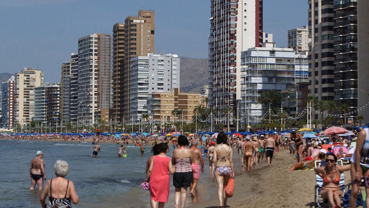‘El verano en el punto de mira’ se fija en Benidorm, el icono del turismo español