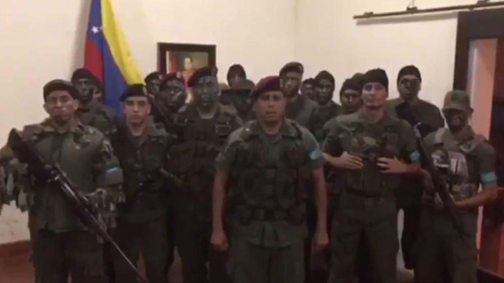 Militares de la ciudad venezolana de Valencia se sublevan contra Maduro