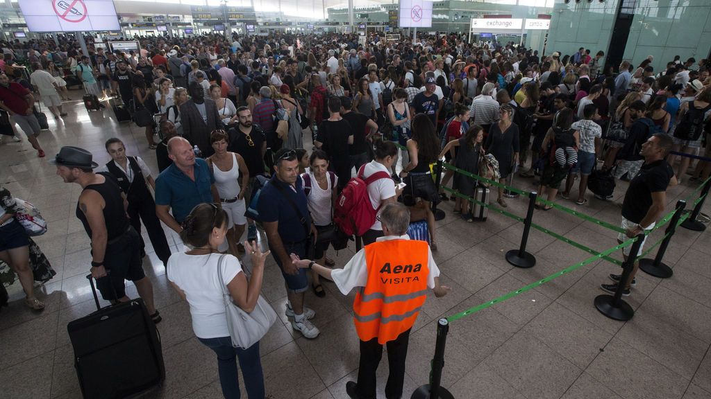 Nuevos paros en el aeropuerto del Prat en Barcelona