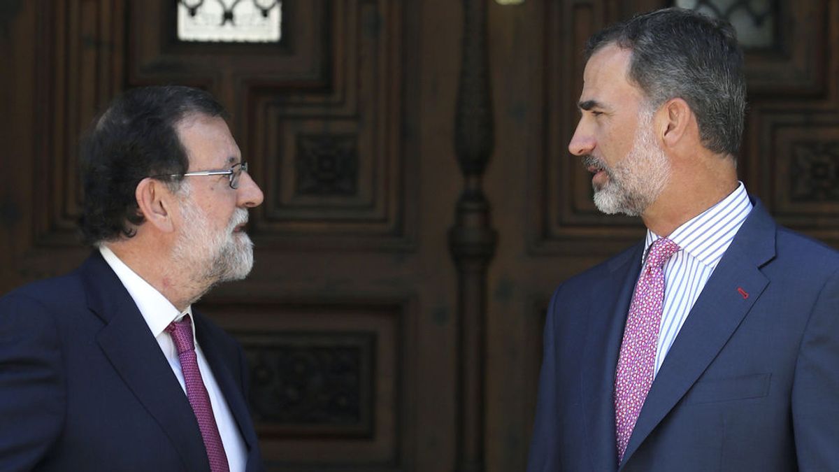 Empieza el despacho veraniego entre Rajoy y el Rey en el Palacio de Marivent