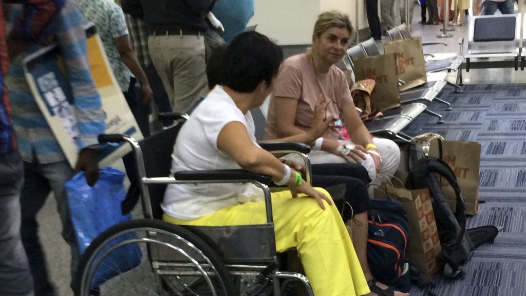 Regresan a Málaga los supervivientes del accidente en India