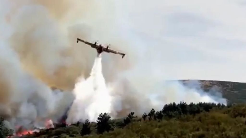 Un incendio arrasa 400 hectáreas de la sierra de Gredos
