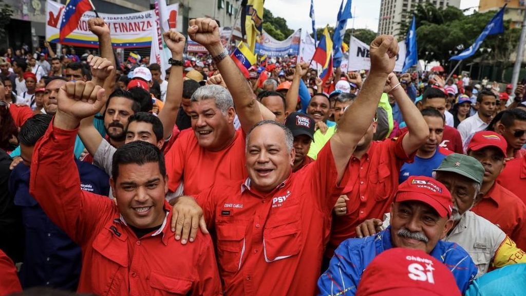 La Constituyente en Venezuela ocupa su propio hemiciclo y lanza una 'caza de brujas'
