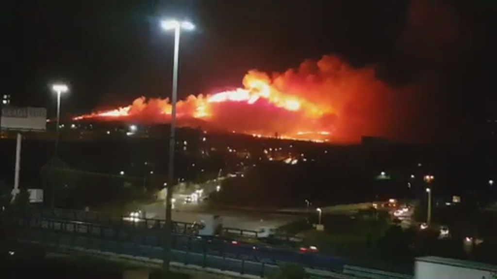 Guadalajara se recupera del susto tras el monumental incendio que amenazaba el casco urbano