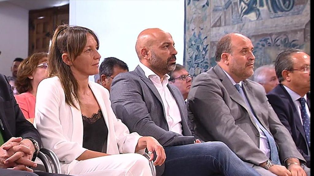 PSOE y Podemos estrenan su primera coalición en Castilla-La Mancha